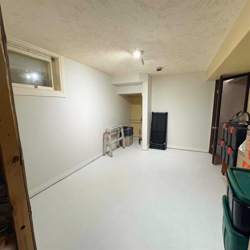 5132 49 Avenue, Onoway, AB - Indoor