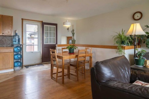 5132 49 Avenue, Onoway, AB - Indoor Photo Showing Dining Room