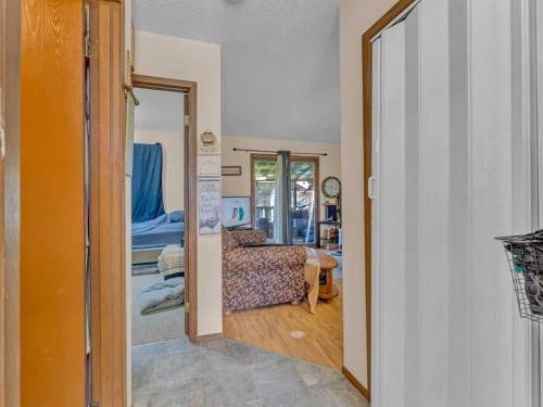 437 3 Avenue, Bassano, AB - Indoor Photo Showing Other Room
