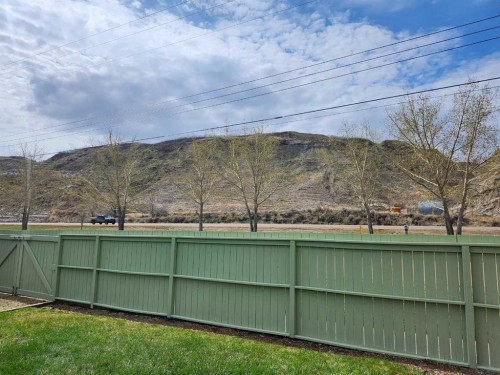 102 9 Street, Drumheller, AB - Outdoor