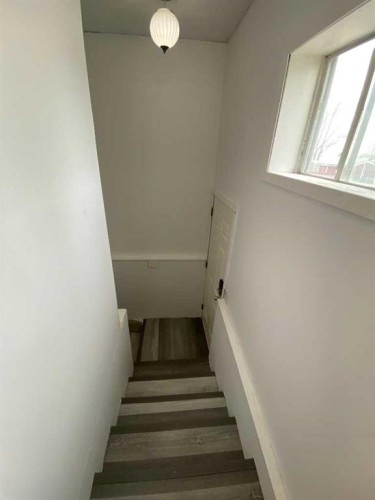 23 Pine Avenue West, Brooks, AB - Indoor Photo Showing Other Room
