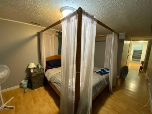 23 Pine Avenue West, Brooks, AB - Indoor Photo Showing Bedroom