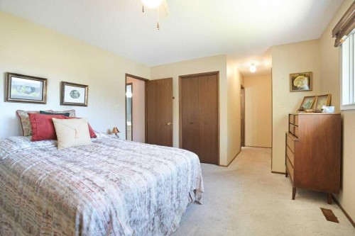 160 Ingram Park Drive, Brooks, AB - Indoor Photo Showing Bedroom