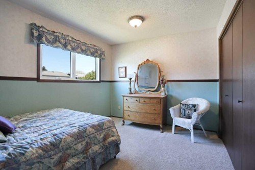 160 Ingram Park Drive, Brooks, AB - Indoor Photo Showing Bedroom