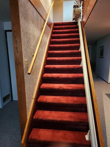 31 Larch Avenue, Drumheller, AB - Indoor Photo Showing Other Room