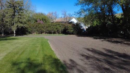 31 Larch Avenue, Drumheller, AB - Outdoor