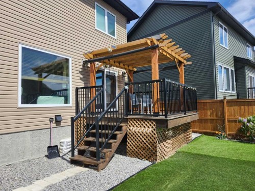 153 10 Avenue, Drumheller, AB - Outdoor With Deck Patio Veranda