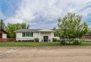 463 3 Avenue, Drumheller, AB  - Outdoor 