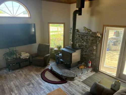 4601 Windsor Avenue, Coronation, AB - Indoor