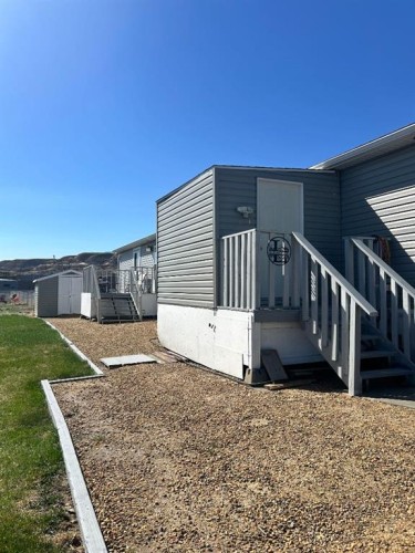84 Greenwood Villa, Drumheller, AB 