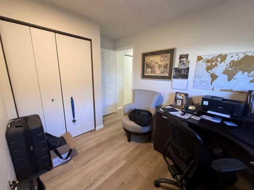 111 Shacker Crescent, Hanna, AB - Indoor