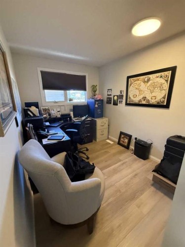 111 Shacker Crescent, Hanna, AB - Indoor