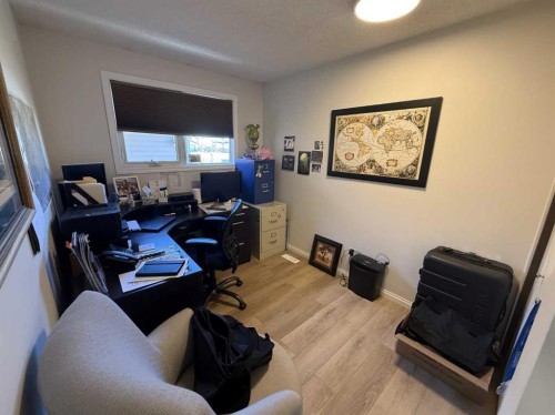 111 Shacker Crescent, Hanna, AB - Indoor