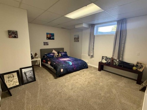 111 Shacker Crescent, Hanna, AB - Indoor Photo Showing Other Room