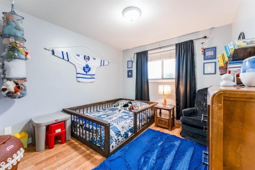 685 3 Avenue West, Drumheller, AB 