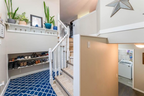 685 3 Avenue West, Drumheller, AB 