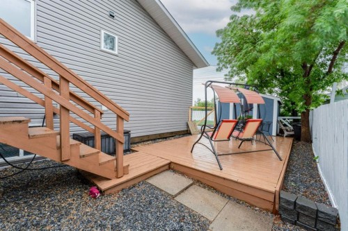 685 3 Avenue West, Drumheller, AB 
