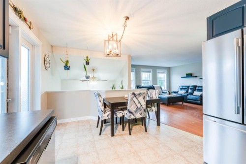 685 3 Avenue West, Drumheller, AB 