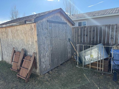 11-300 Railway Avenue, Duchess, AB 