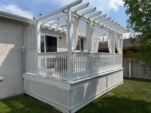 719 Parkland Drive, Brooks, AB 