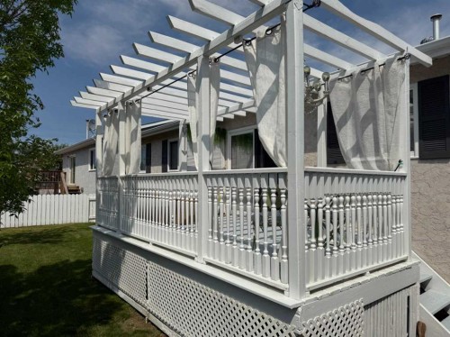 719 Parkland Drive, Brooks, AB 