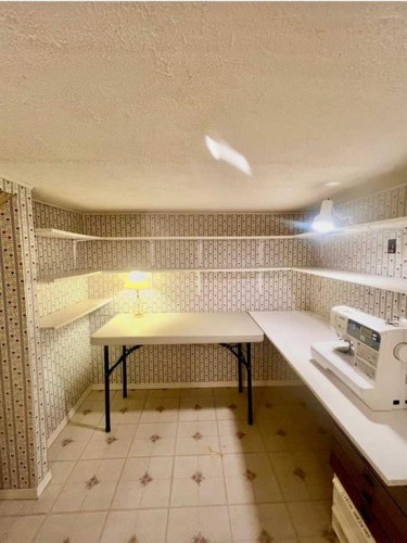 719 Parkland Drive, Brooks, AB 