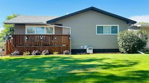 411 8 Street E, Drumheller, AB - Outdoor