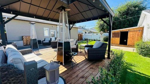 411 8 Street E, Drumheller, AB - Outdoor With Deck Patio Veranda With Exterior