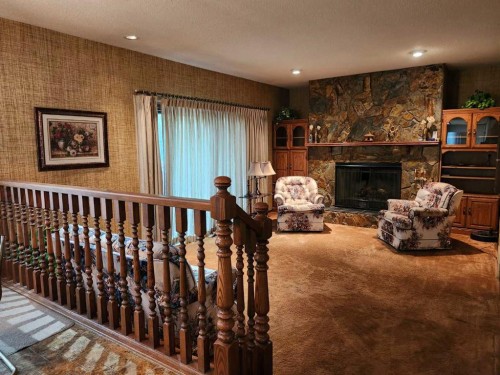 201 Huntington Park, Drumheller, AB 