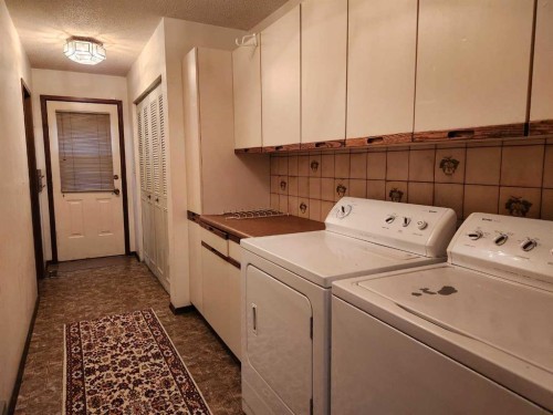 201 Huntington Park, Drumheller, AB 