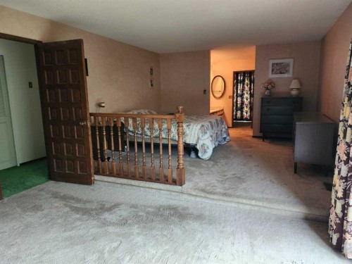 201 Huntington Park, Drumheller, AB 