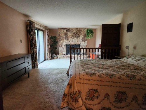 201 Huntington Park, Drumheller, AB 