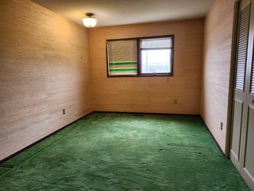 201 Huntington Park, Drumheller, AB 
