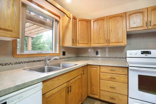 52 White Pelican Way, Lake Newell Resort, AB 