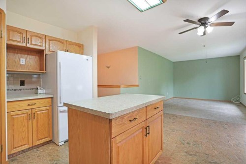 52 White Pelican Way, Lake Newell Resort, AB 