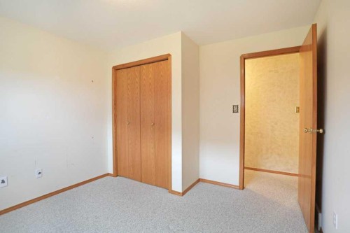 52 White Pelican Way, Lake Newell Resort, AB 