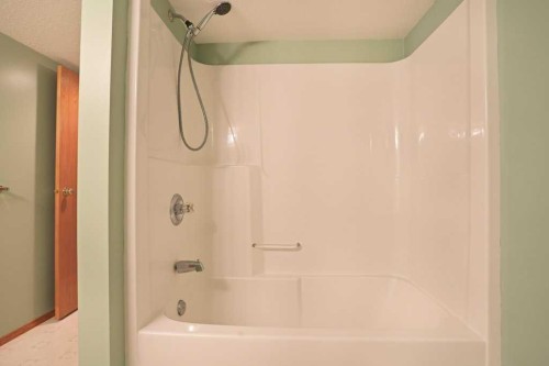 52 White Pelican Way, Lake Newell Resort, AB 