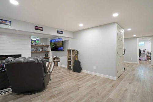 648 2Nd Street East, Brooks, AB 