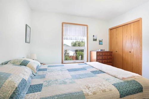 47 Park Place West, Brooks, AB 