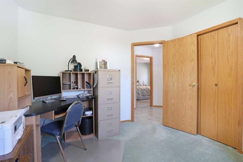 47 Park Place West, Brooks, AB 