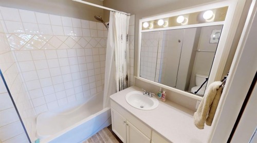 411 3 Street, Brooks, AB 