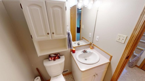 411 3 Street, Brooks, AB 