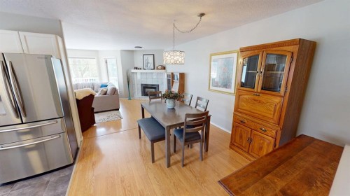 411 3 Street, Brooks, AB 