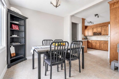 56 Chinook Crescent West, Brooks, AB 
