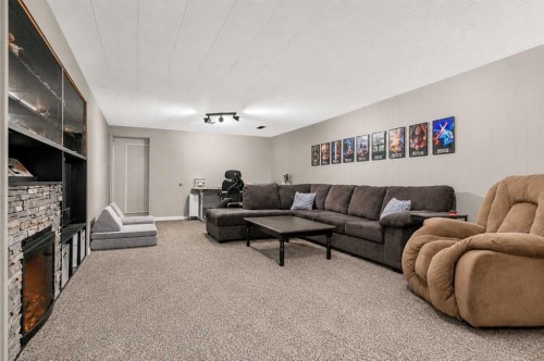 56 Chinook Crescent West, Brooks, AB 