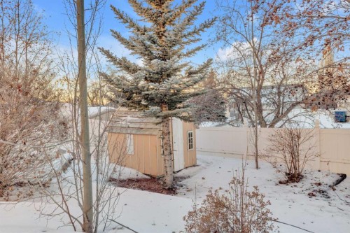25 Ashmore Close, Red Deer, AB - Outdoor