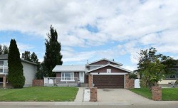 24 Lake Stafford Drive EASTBrooks, AB T1R 0P4