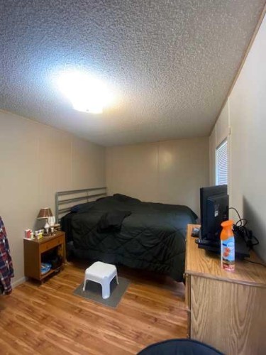 30 Lake Stafford Crescent East, Brooks, AB 