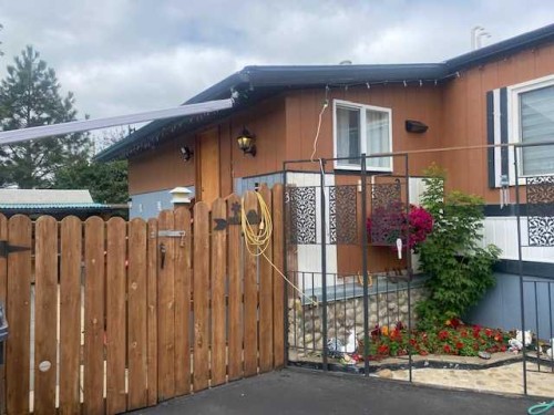 30 Lake Stafford Crescent East, Brooks, AB 