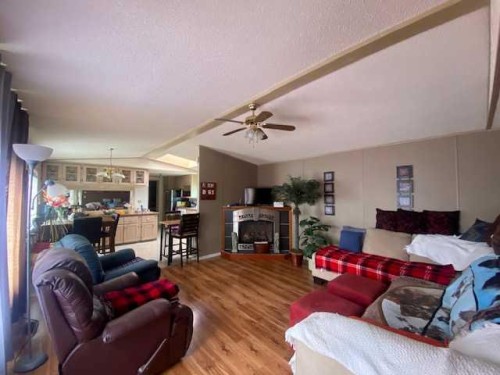 30 Lake Stafford Crescent East, Brooks, AB 